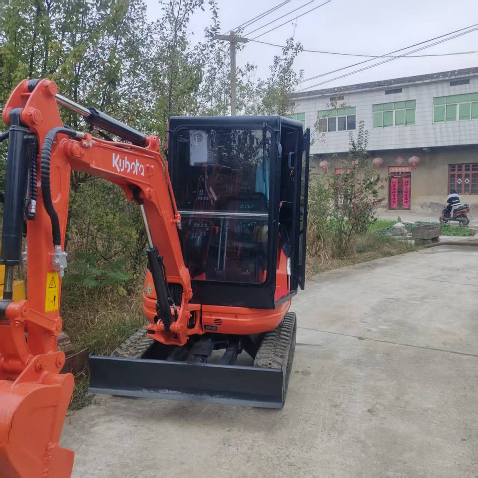 KUBOTA U20 - حفارة مصغرة: صور 5 KUBOTA U20 - حفارة مصغرة: صور 5