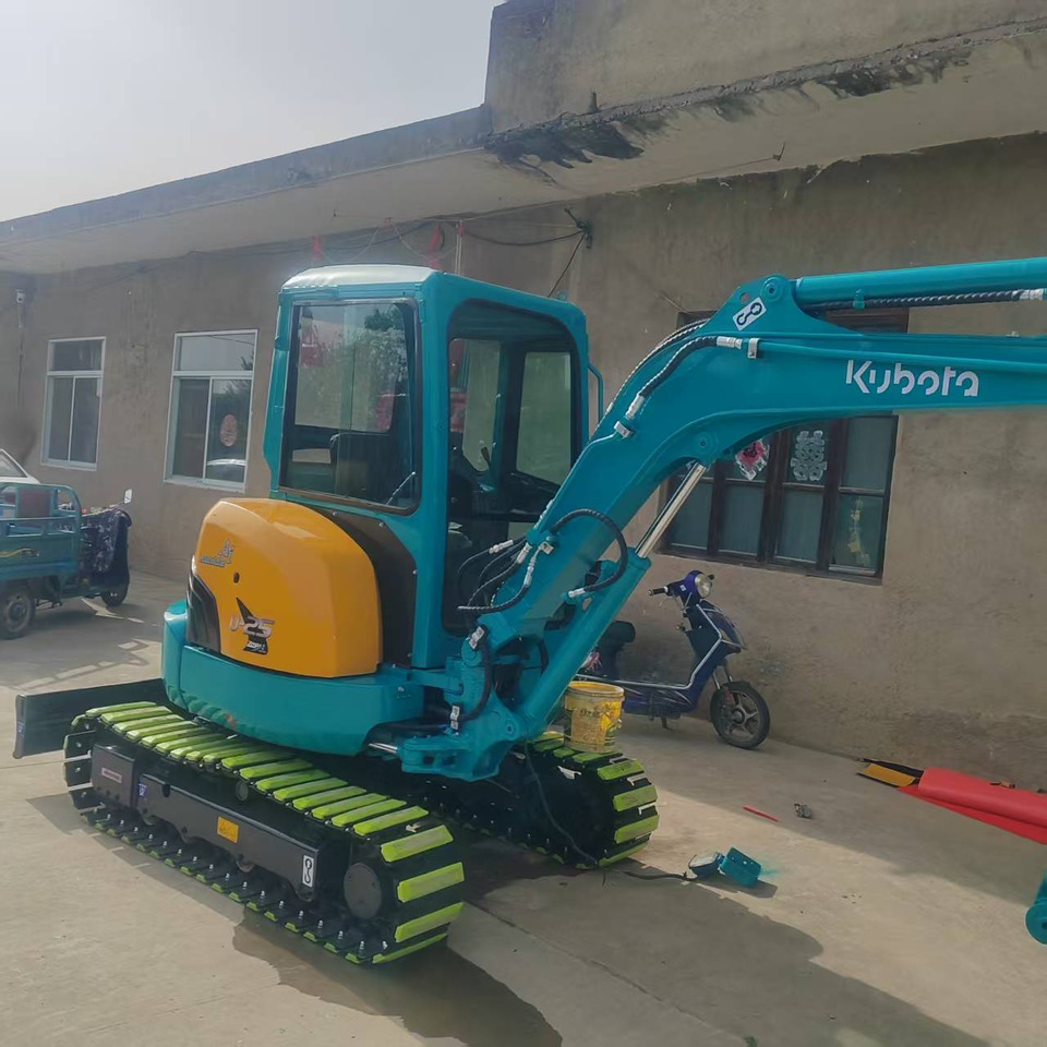 KUBOTA U25 - حفارة مصغرة: صور 1 KUBOTA U25 - حفارة مصغرة: صور 1
