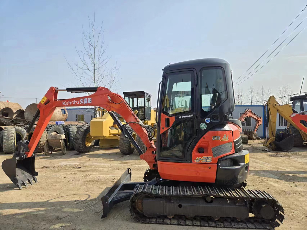 KUBOTA U35 - حفارة مصغرة: صور 2 KUBOTA U35 - حفارة مصغرة: صور 2