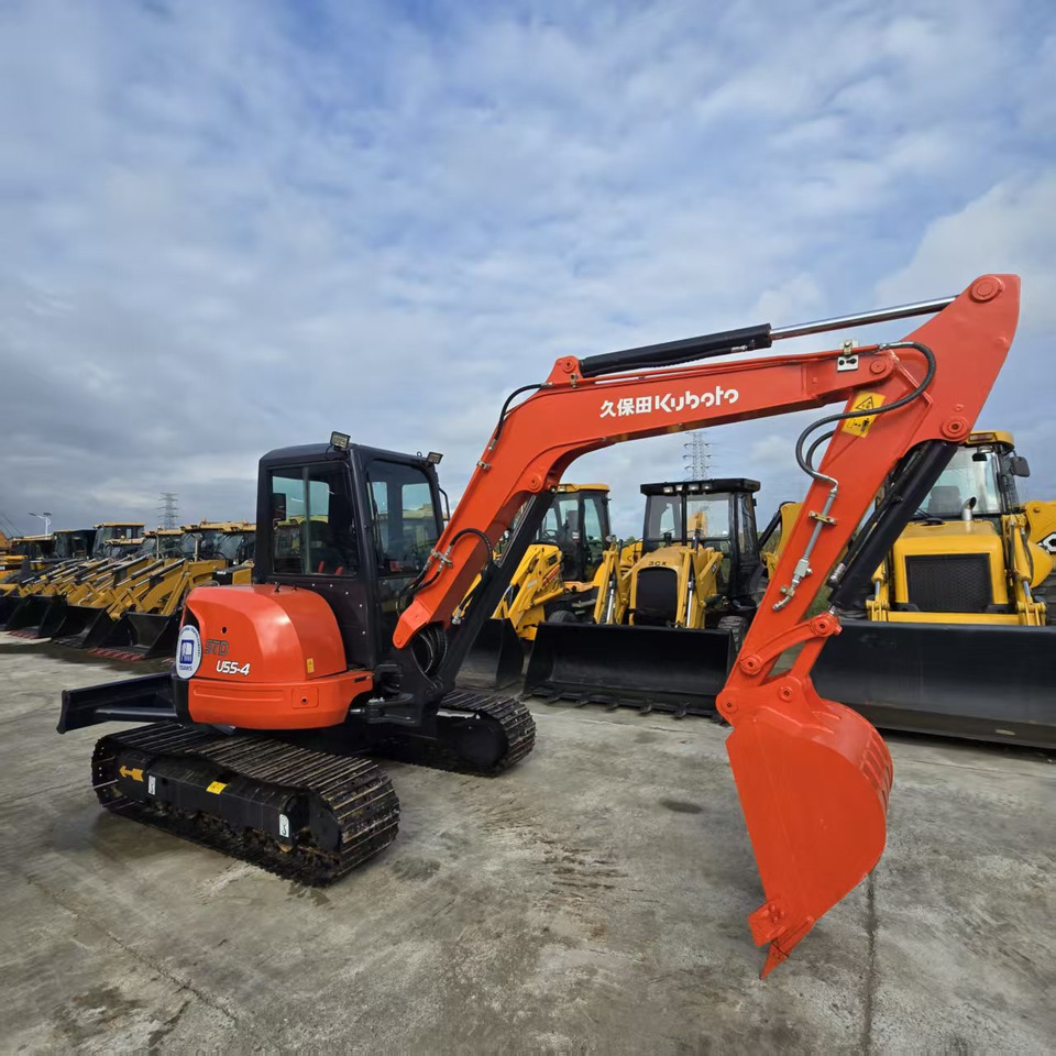 KUBOTA U55 - حفارة مصغرة: صور 1 KUBOTA U55 - حفارة مصغرة: صور 1