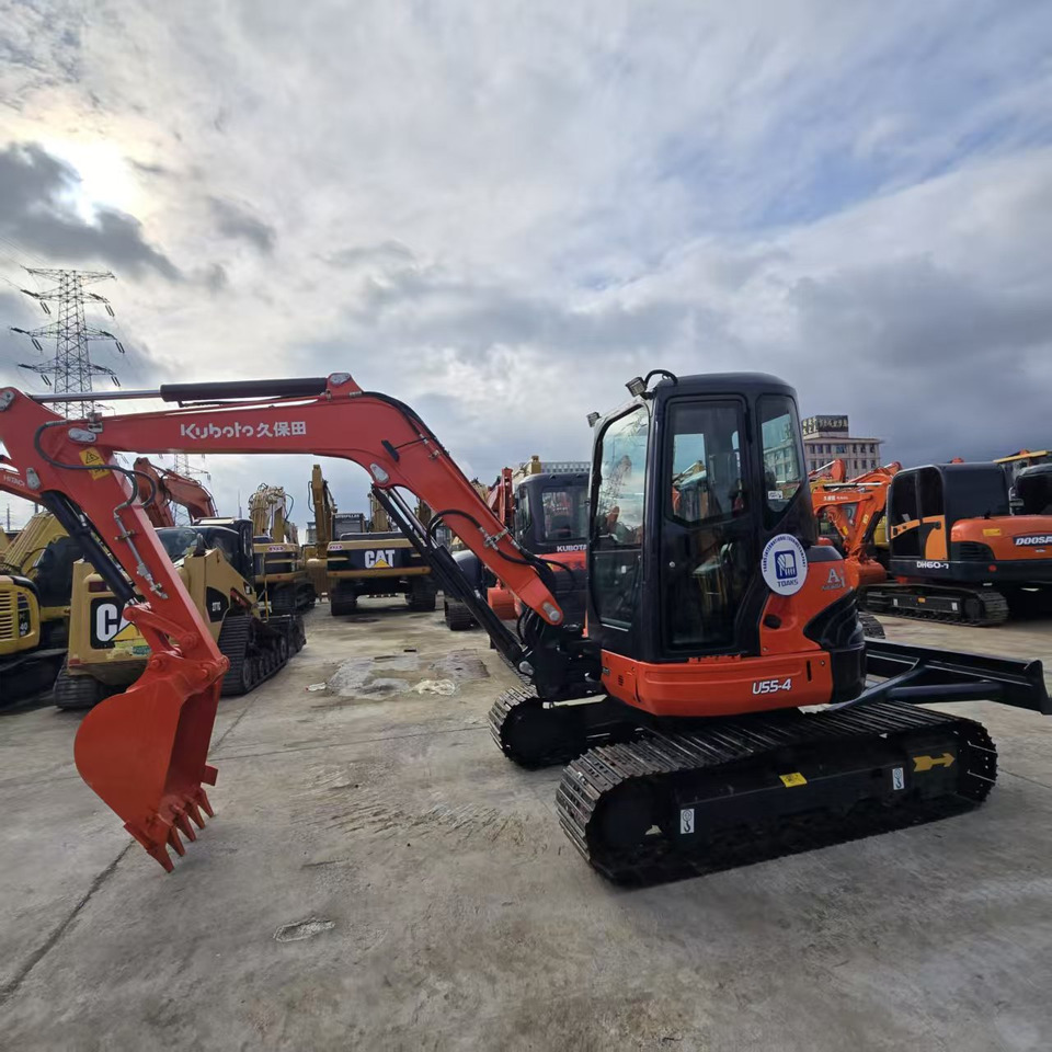 KUBOTA U55 - حفارة مصغرة: صور 2 KUBOTA U55 - حفارة مصغرة: صور 2