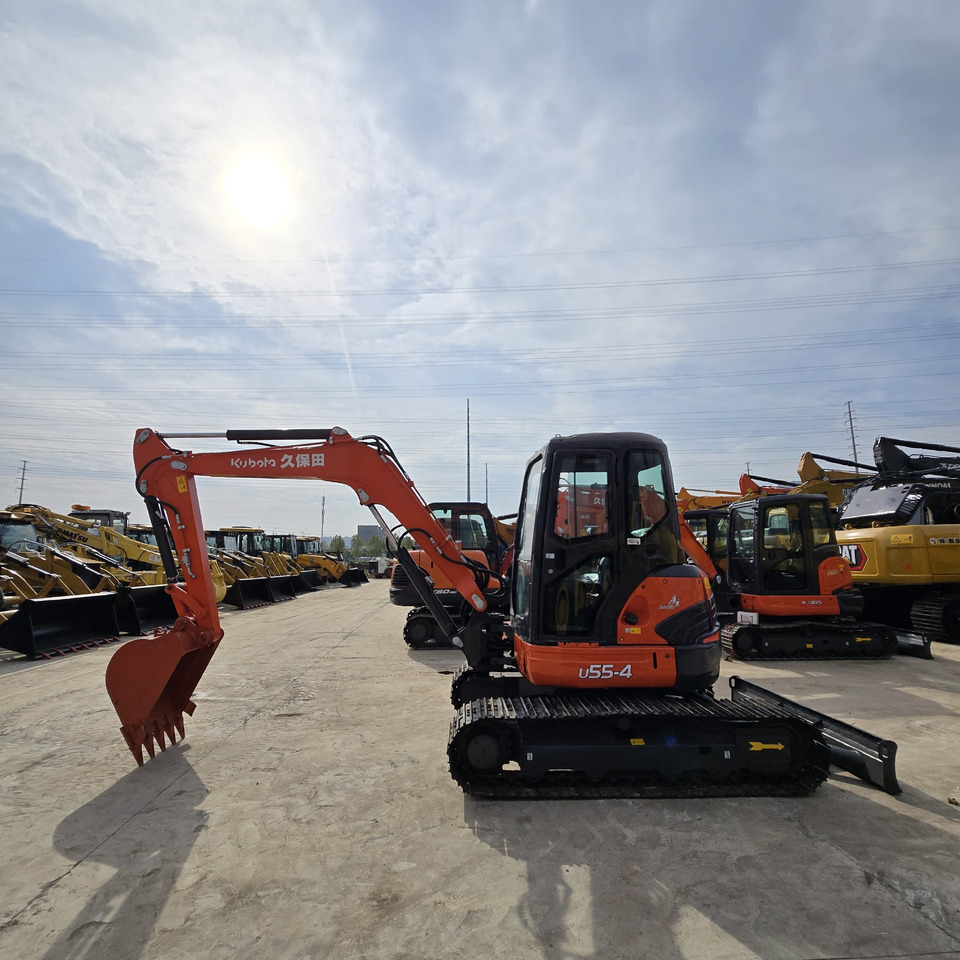 KUBOTA U55 - حفارة مصغرة: صور 4 KUBOTA U55 - حفارة مصغرة: صور 4