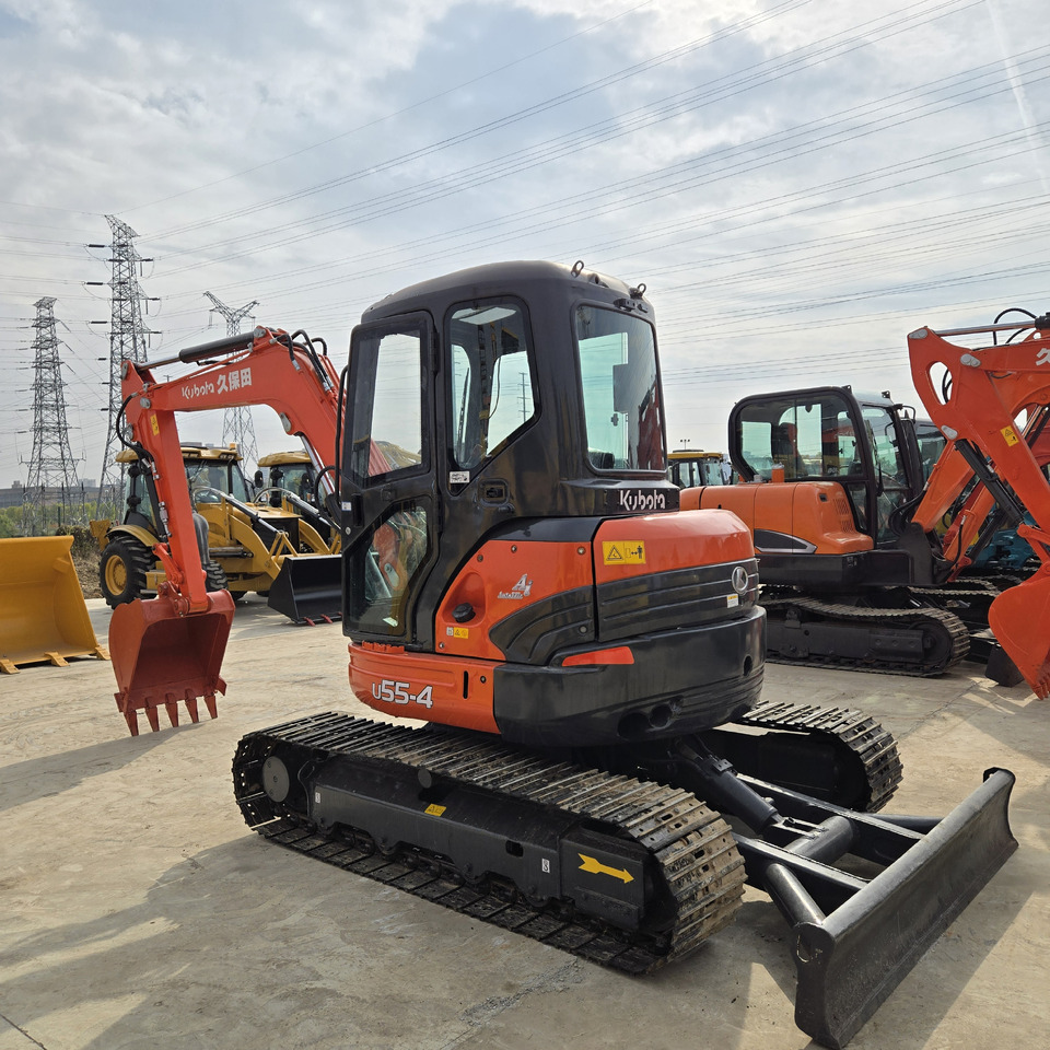 KUBOTA U55 - حفارة مصغرة: صور 5 KUBOTA U55 - حفارة مصغرة: صور 5