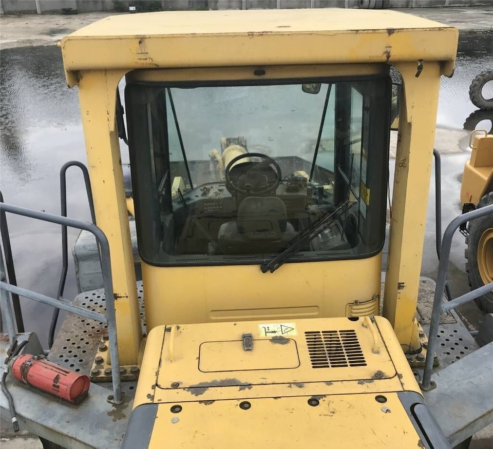 Komatsu WA500 - اللودر بعجل: صور 4 Komatsu WA500 - اللودر بعجل: صور 4