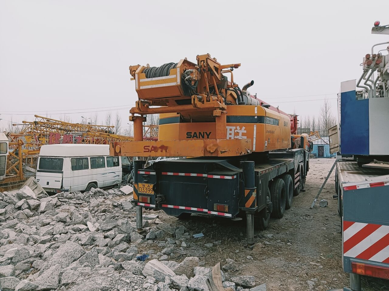 Sany STC1250 - موبايل كرين: صور 4 Sany STC1250 - موبايل كرين: صور 4