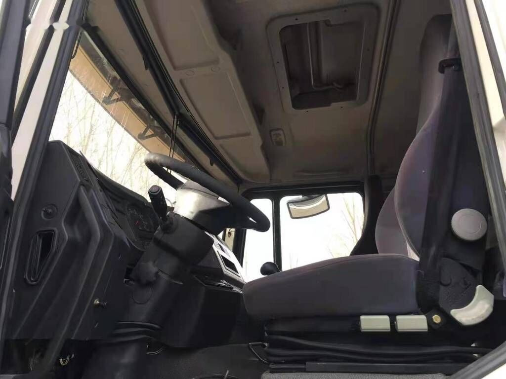 Shacman F3000 - فراغ شاحنة: صور 5 Shacman F3000 - فراغ شاحنة: صور 5