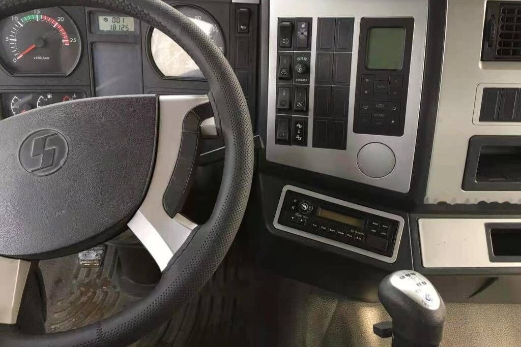 Shacman F3000 - فراغ شاحنة: صور 4 Shacman F3000 - فراغ شاحنة: صور 4