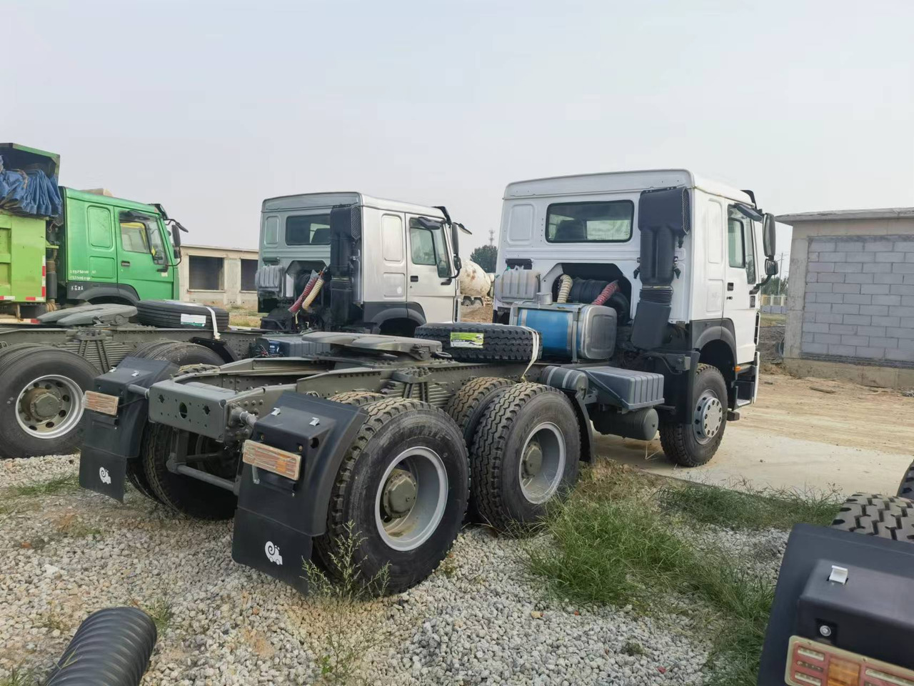 Sinotruk HOWO 371 Tractor - شاحنة جرار: صور 4 Sinotruk HOWO 371 Tractor - شاحنة جرار: صور 4