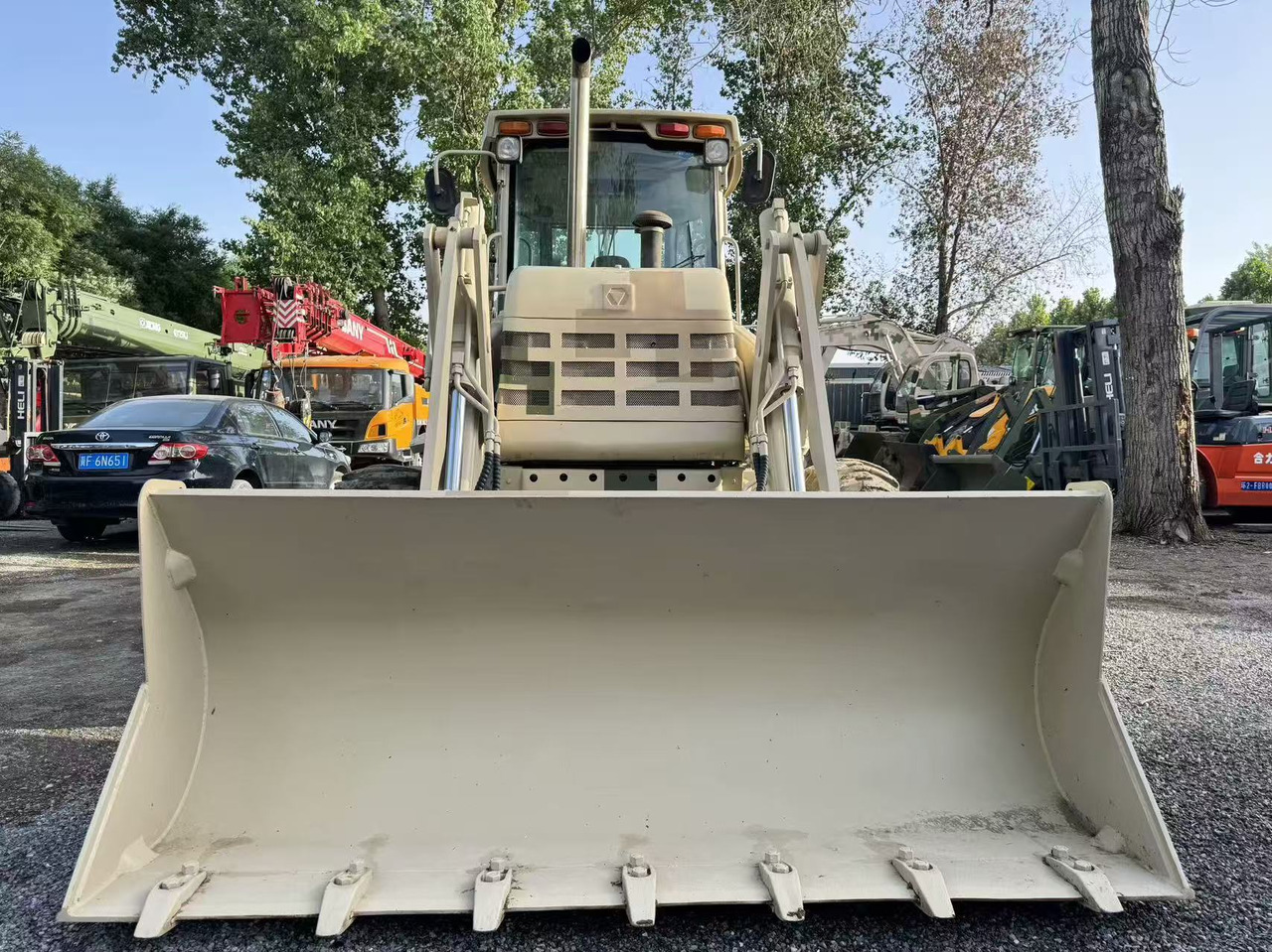 XCMG XC870T - حفار متعدد الاستخدام: صور 3 XCMG XC870T - حفار متعدد الاستخدام: صور 3