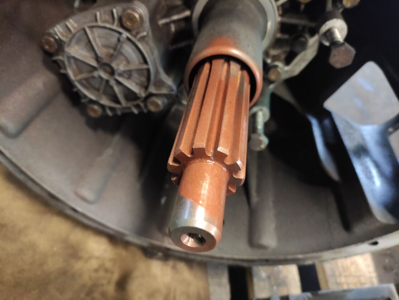 MAN (ZF 12AS1210TD) - علبة التروس - شاحنة: صور 3 MAN (ZF 12AS1210TD) - علبة التروس - شاحنة: صور 3