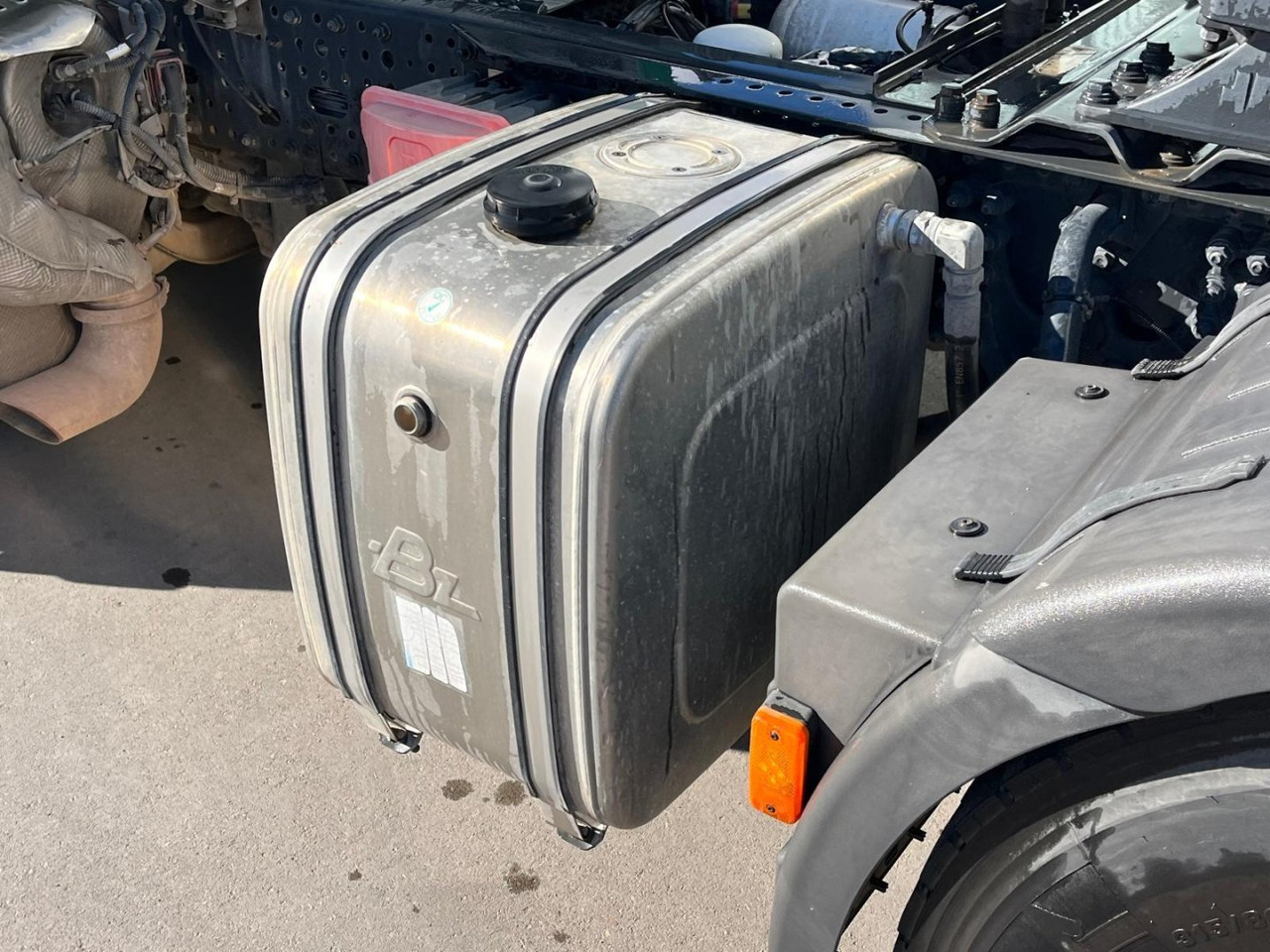 Cabeza Tractora IVECO 460 AUTOMATICO INTARDER ADR - شاحنة جرار: صور 5 Cabeza Tractora IVECO 460 AUTOMATICO INTARDER ADR - شاحنة جرار: صور 5