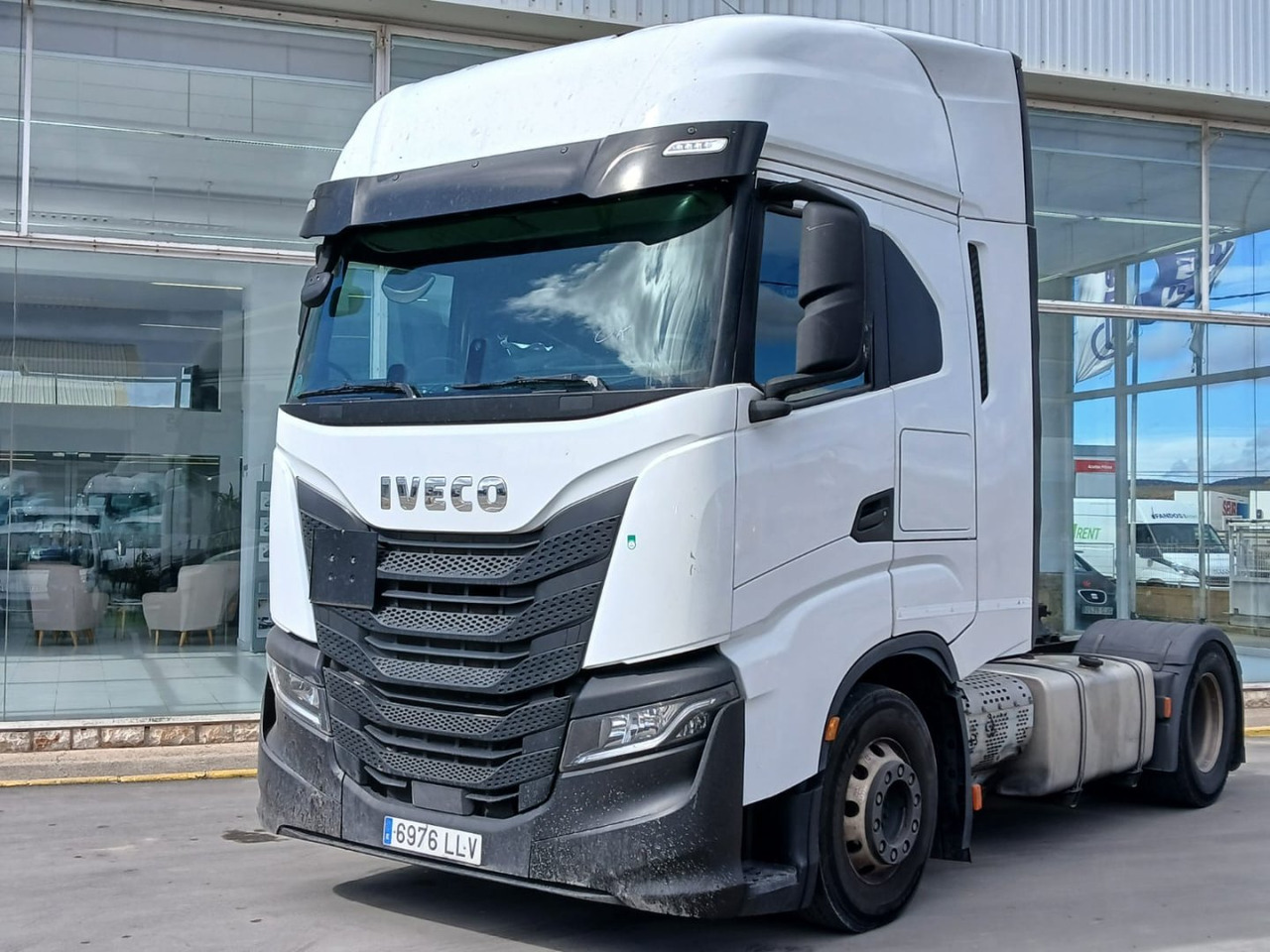 Cabeza Tractora IVECO 460 AUTOMATICO INTARDER ADR - شاحنة جرار: صور 1 Cabeza Tractora IVECO 460 AUTOMATICO INTARDER ADR - شاحنة جرار: صور 1