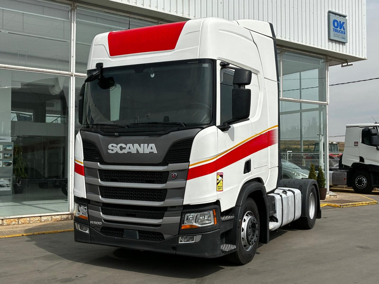 Cabeza Tractora Scania R500 AUTOMATICO-INTARDER - شاحنة جرار: صور 1 Cabeza Tractora Scania R500 AUTOMATICO-INTARDER - شاحنة جرار: صور 1