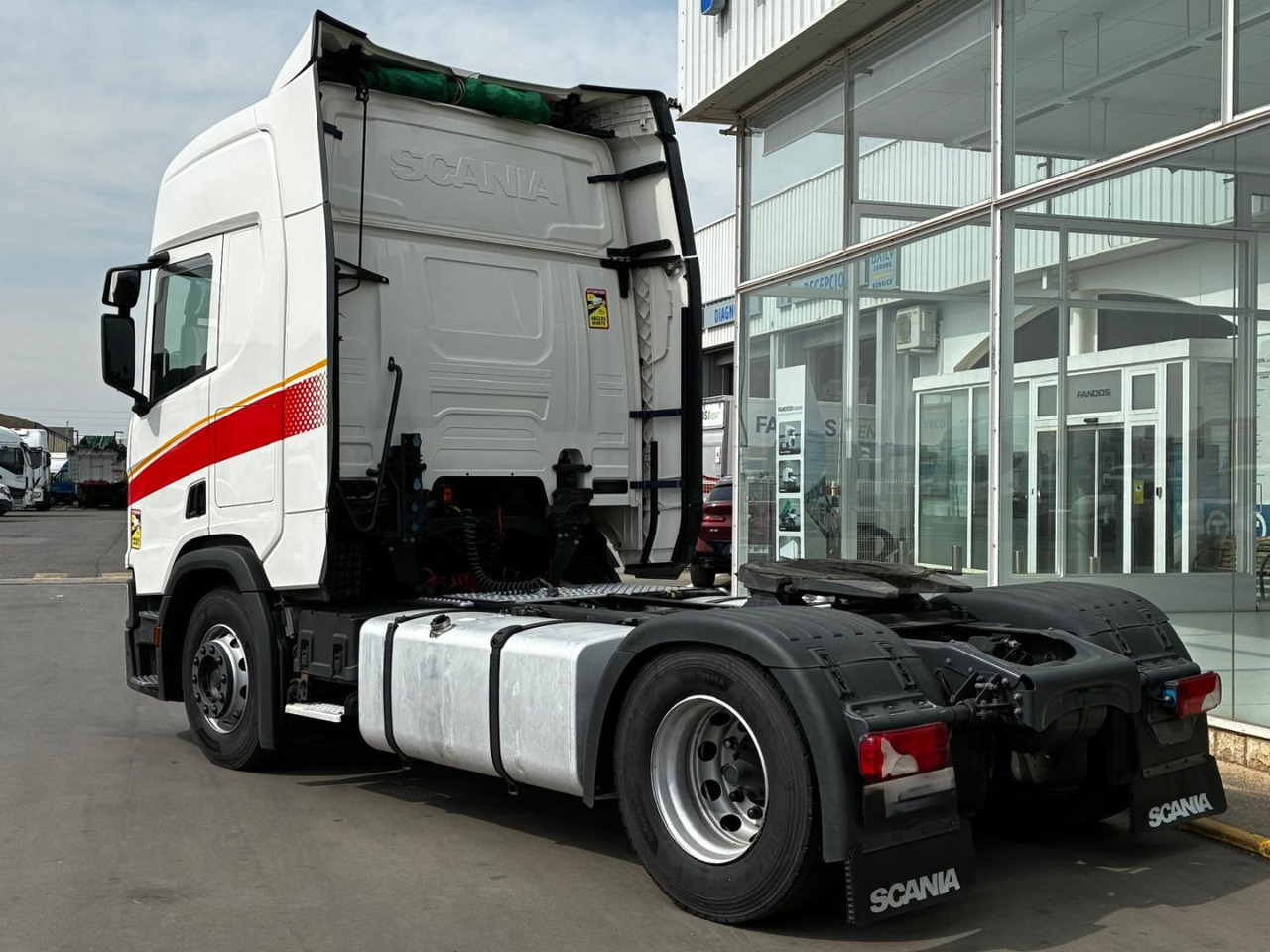 Cabeza Tractora Scania R500 AUTOMATICO-INTARDER - شاحنة جرار: صور 4 Cabeza Tractora Scania R500 AUTOMATICO-INTARDER - شاحنة جرار: صور 4