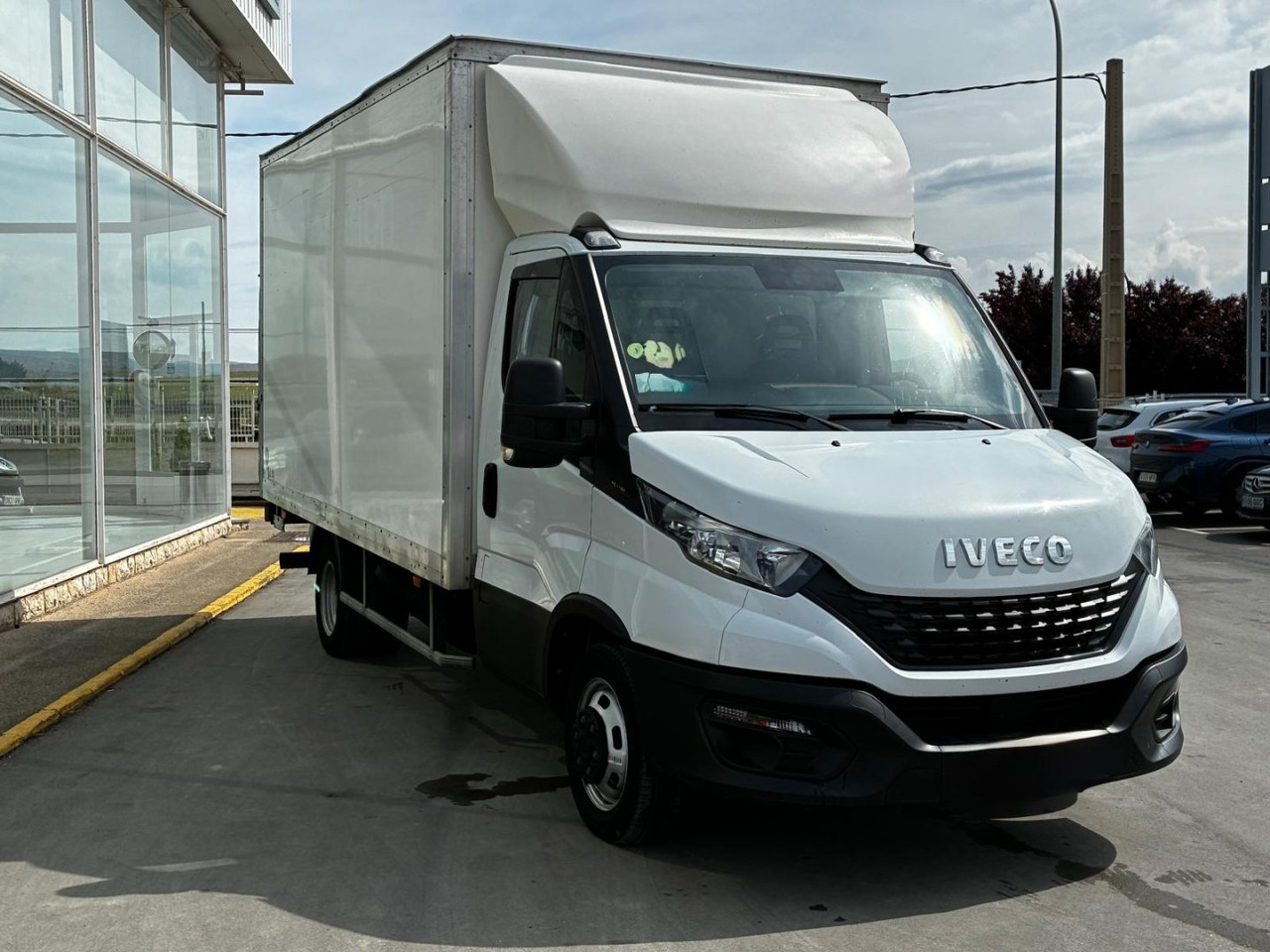 Caja cerrada IVECO 35C16 3.0 20m3 - الشاحنات الصغيرة صندوق مغلق: صور 3 Caja cerrada IVECO 35C16 3.0 20m3 - الشاحنات الصغيرة صندوق مغلق: صور 3