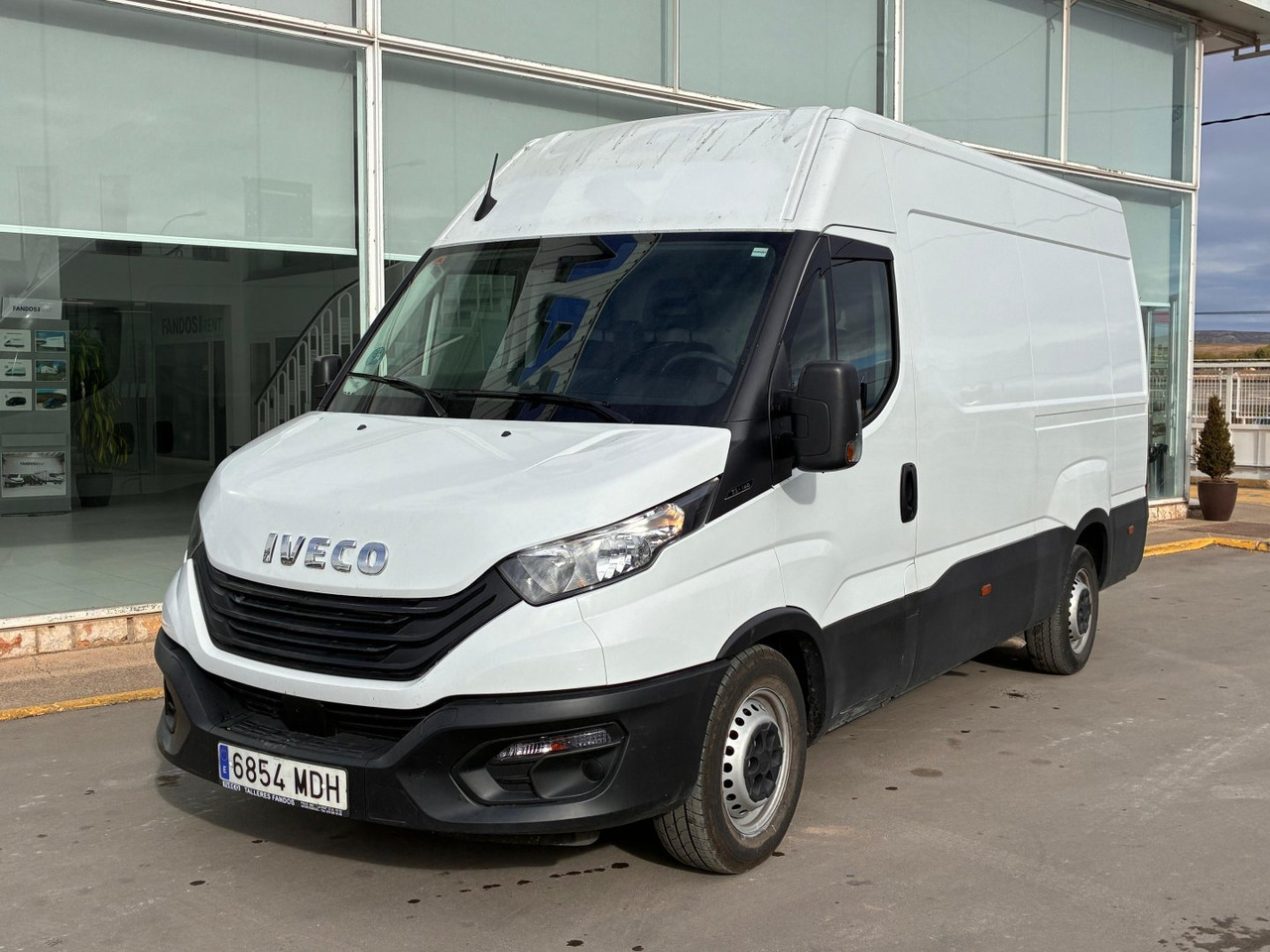Furgón IVECO 35S16 V 12m3 - فان: صور 1 Furgón IVECO 35S16 V 12m3 - فان: صور 1