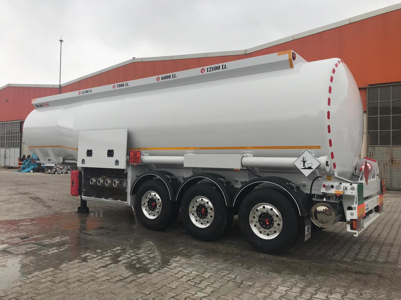 NURSAN Aluminium Tanker - نصف مقطورة صهريج: صور 4 NURSAN Aluminium Tanker - نصف مقطورة صهريج: صور 4