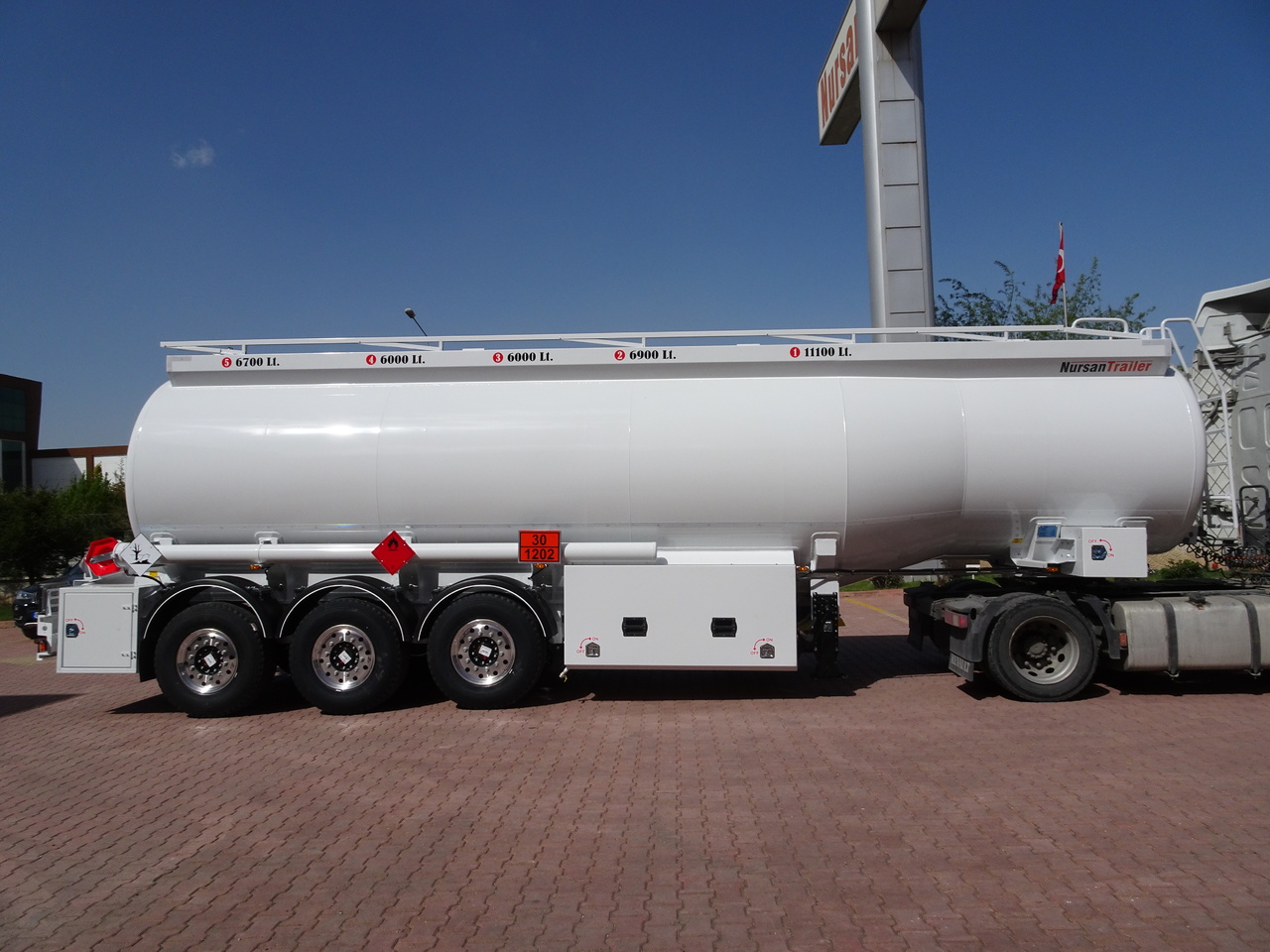 NURSAN Aluminium Tanker - نصف مقطورة صهريج: صور 3 NURSAN Aluminium Tanker - نصف مقطورة صهريج: صور 3