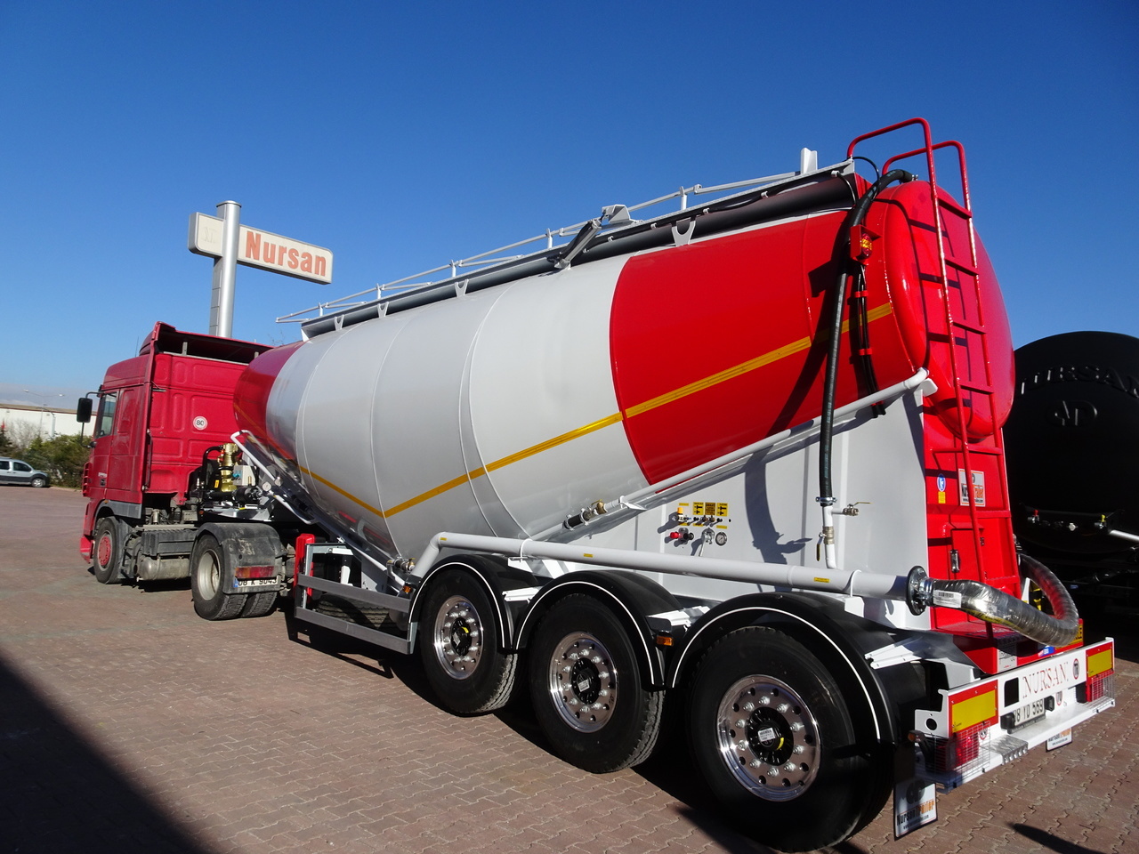 NURSAN Cement Bulker - نصف مقطورة صهريج: صور 1 NURSAN Cement Bulker - نصف مقطورة صهريج: صور 1