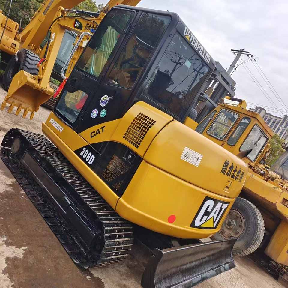 CAT 306D - حفارة مصغرة: صور 1 CAT 306D - حفارة مصغرة: صور 1