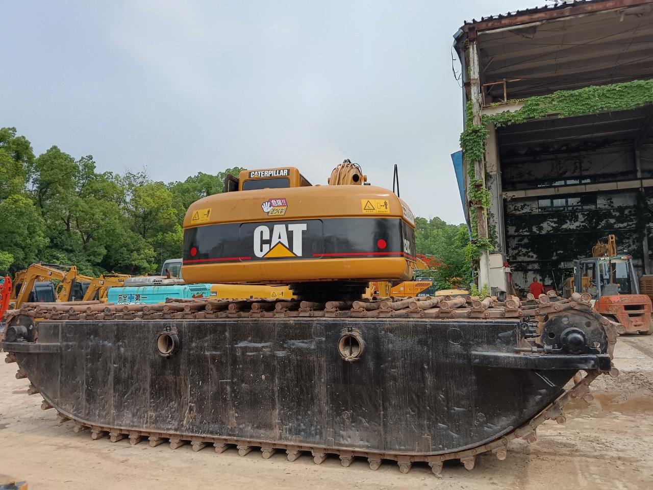 CAT 320CL 320BL Customizable Dredger - حفارات برمائية: صور 3 CAT 320CL 320BL Customizable Dredger - حفارات برمائية: صور 3