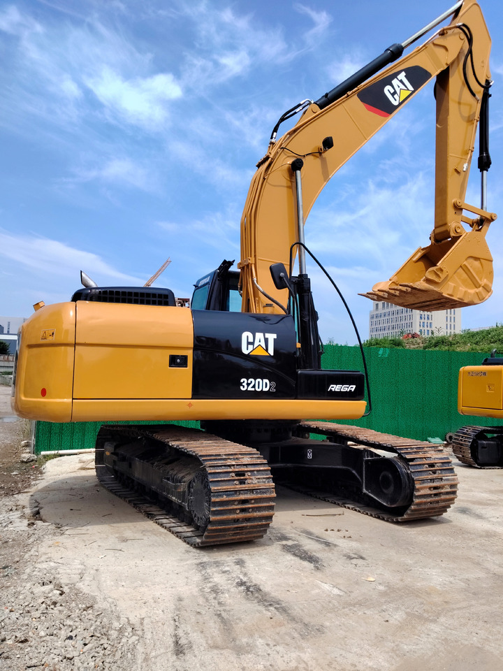 CAT 320D2 L WITH C7.1 ENGINE - حفارات زحافة: صور 2 CAT 320D2 L WITH C7.1 ENGINE - حفارات زحافة: صور 2