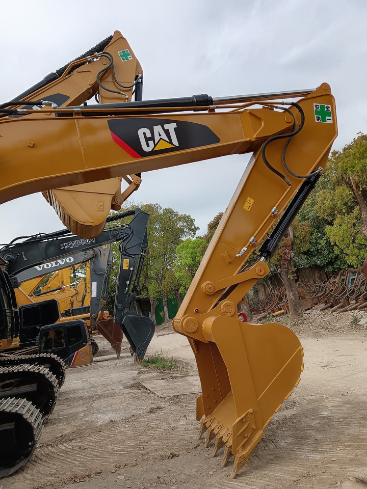 CAT 330 D 2 L - حفارات زحافة: صور 4 CAT 330 D 2 L - حفارات زحافة: صور 4