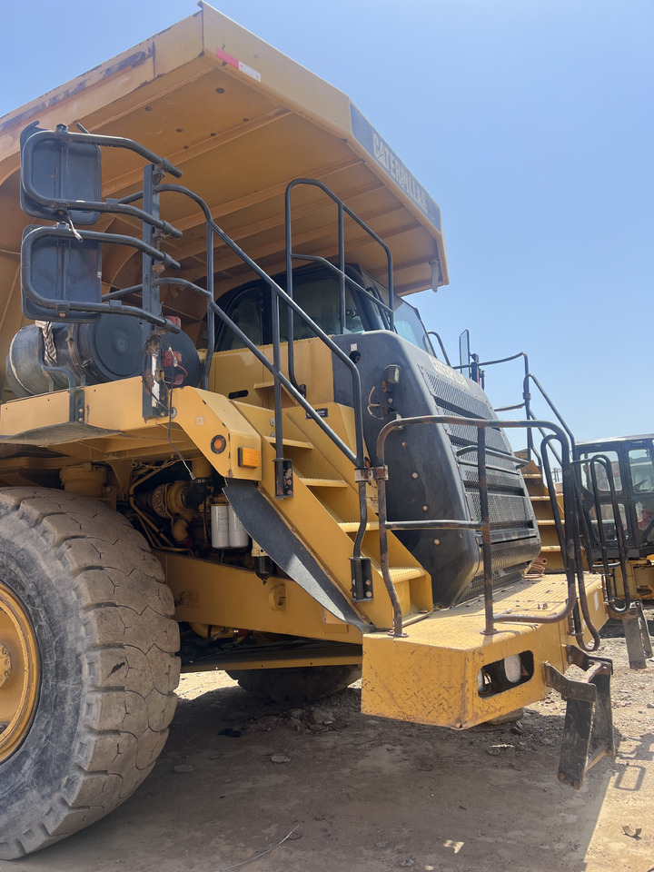 CAT 773F ROCK TRUCK - ماكينات التعدين: صور 4 CAT 773F ROCK TRUCK - ماكينات التعدين: صور 4
