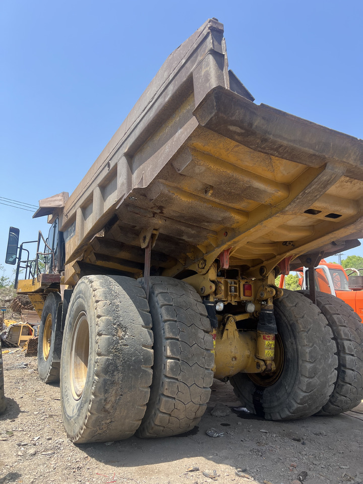 CAT 773F ROCK TRUCK - ماكينات التعدين: صور 1 CAT 773F ROCK TRUCK - ماكينات التعدين: صور 1