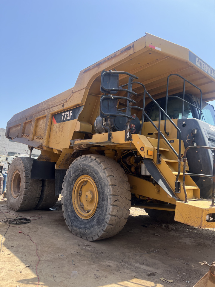 CAT 773F ROCK TRUCK - ماكينات التعدين: صور 3 CAT 773F ROCK TRUCK - ماكينات التعدين: صور 3