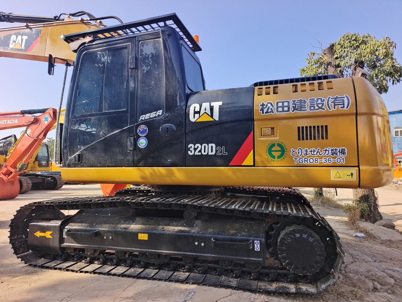 CATERPILLAR 320D2L - حفارات زحافة: صور 3 CATERPILLAR 320D2L - حفارات زحافة: صور 3