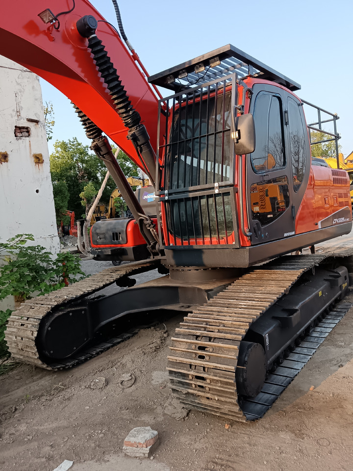 DOOSAN DX225 LC - 9C - حفارات زحافة: صور 5 DOOSAN DX225 LC - 9C - حفارات زحافة: صور 5