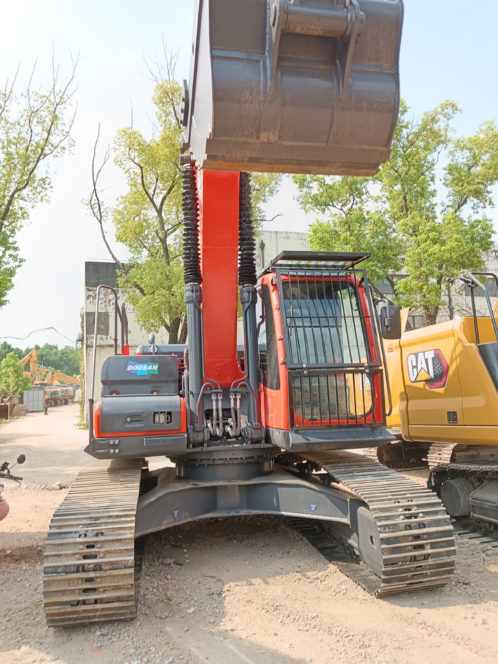 DOOSAN DX225 LCA DX 225 LC-9C DX300 DX340 - حفارات زحافة: صور 4 DOOSAN DX225 LCA DX 225 LC-9C DX300 DX340 - حفارات زحافة: صور 4