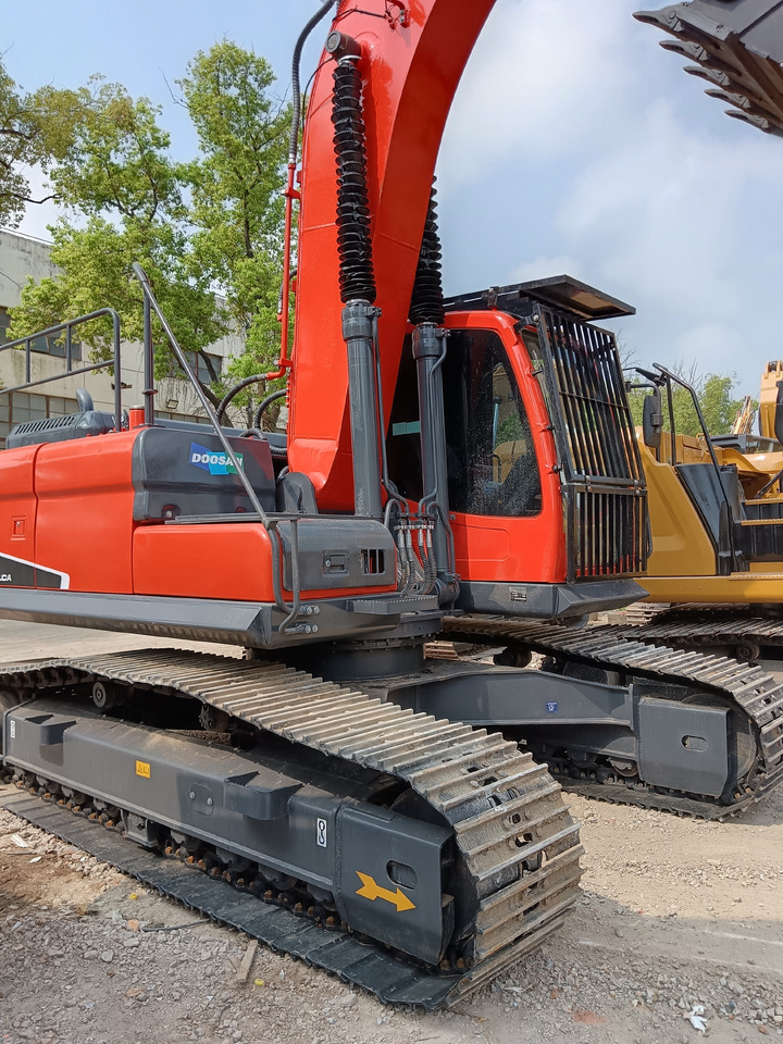 DOOSAN DX225 LCA DX 225 LC-9C DX300 DX340 - حفارات زحافة: صور 3 DOOSAN DX225 LCA DX 225 LC-9C DX300 DX340 - حفارات زحافة: صور 3