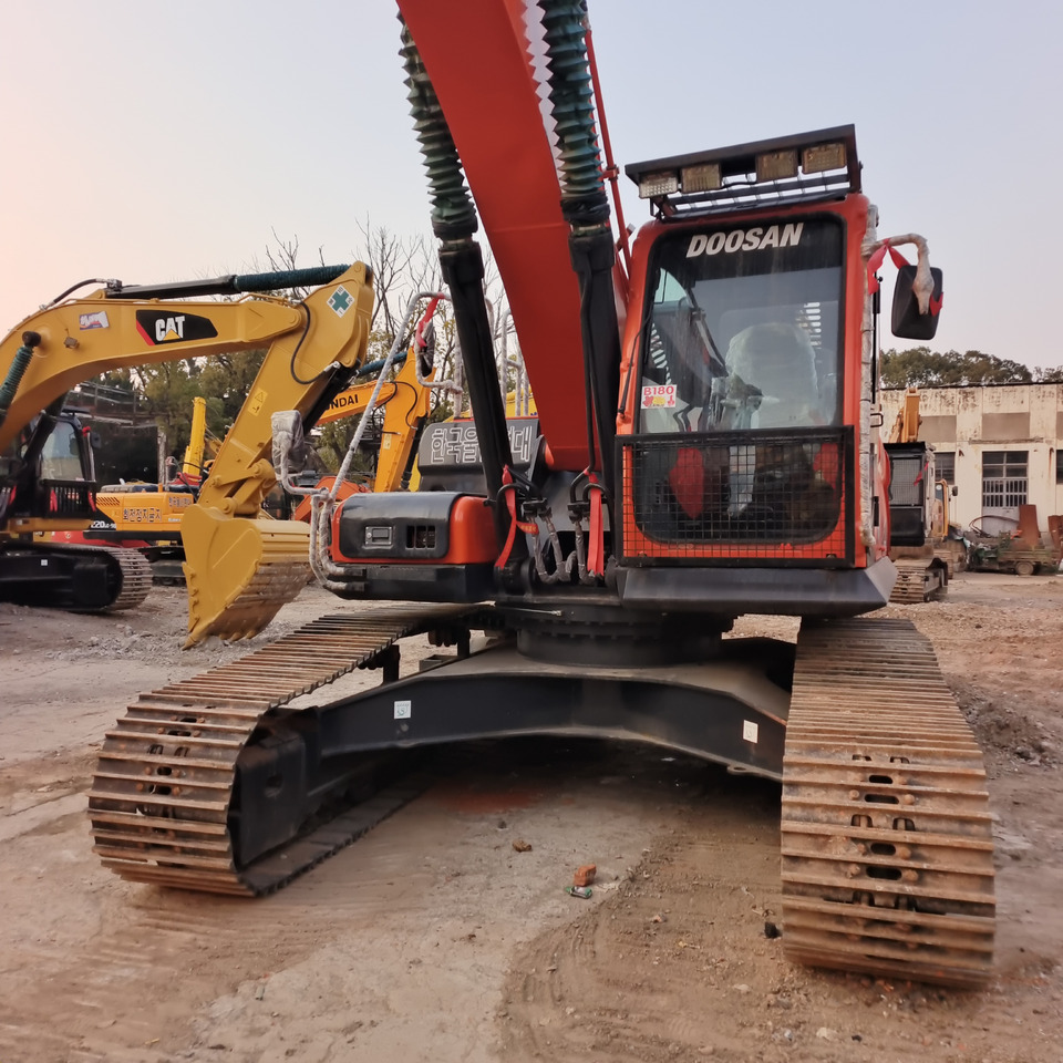 حفارات زحافة DOOSAN DX300 LC - 9C: صور 8
