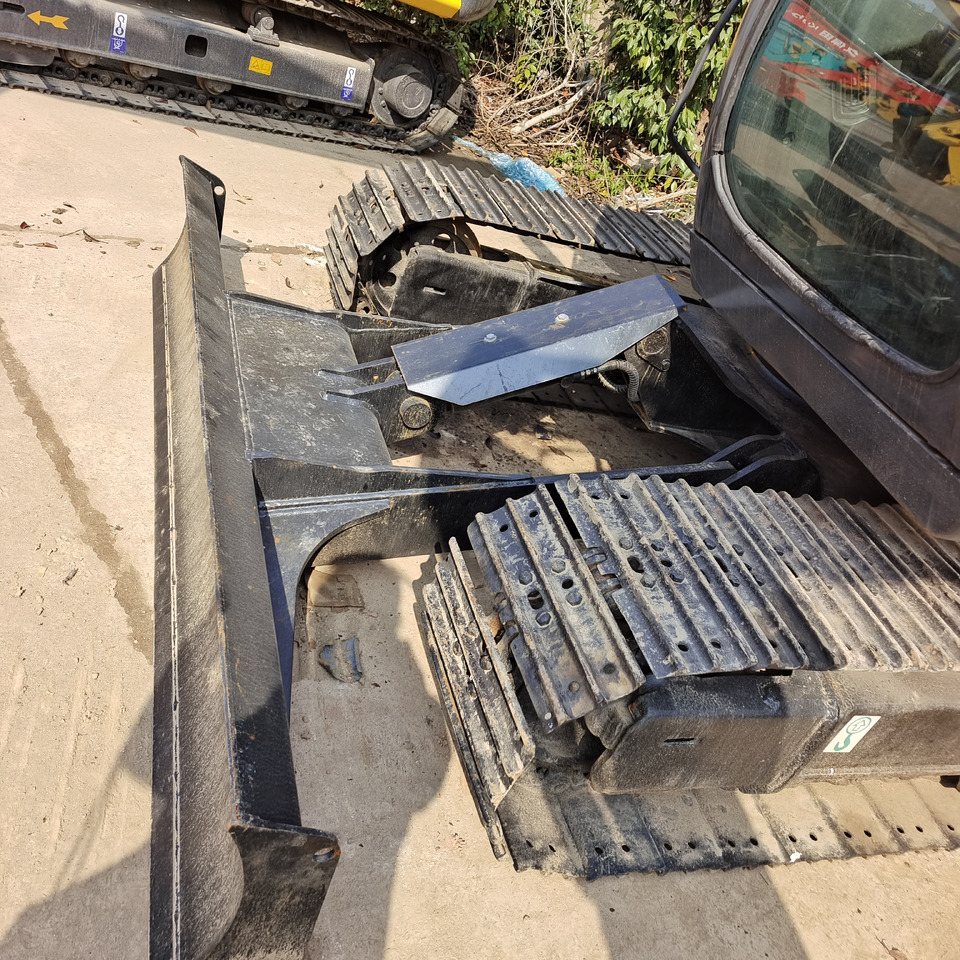 HITACHI ZX70 ZAXIS 70 - حفارة مصغرة: صور 3 HITACHI ZX70 ZAXIS 70 - حفارة مصغرة: صور 3