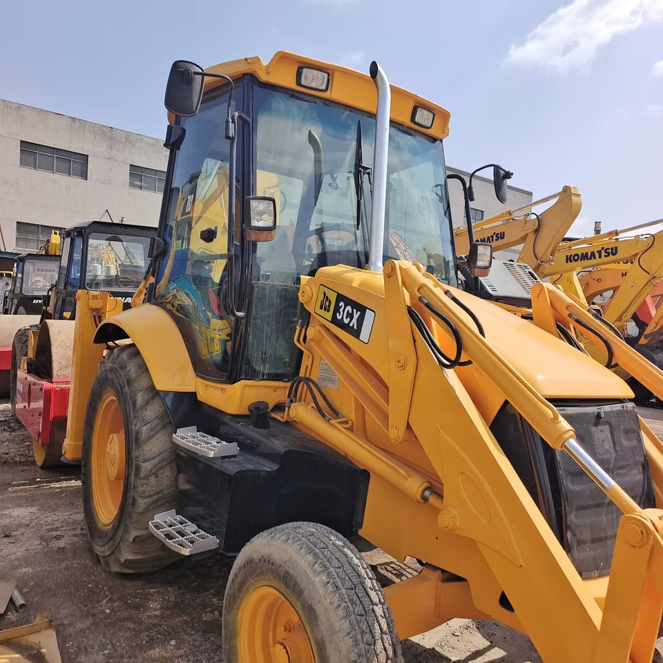 JCB 3CX ORIGINAL MADE IN UK - حفار متعدد الاستخدام: صور 1 JCB 3CX ORIGINAL MADE IN UK - حفار متعدد الاستخدام: صور 1