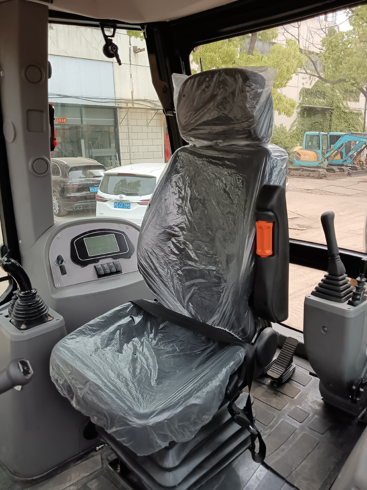 JCB 4CX BRAND NEW - حفار متعدد الاستخدام: صور 5 JCB 4CX BRAND NEW - حفار متعدد الاستخدام: صور 5