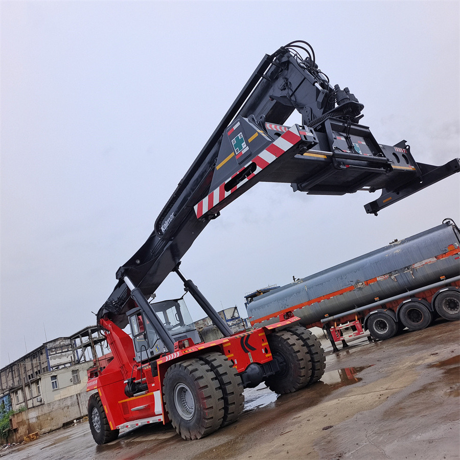 KALMAR DRF 450 - رافعات حاويات: صور 3 KALMAR DRF 450 - رافعات حاويات: صور 3