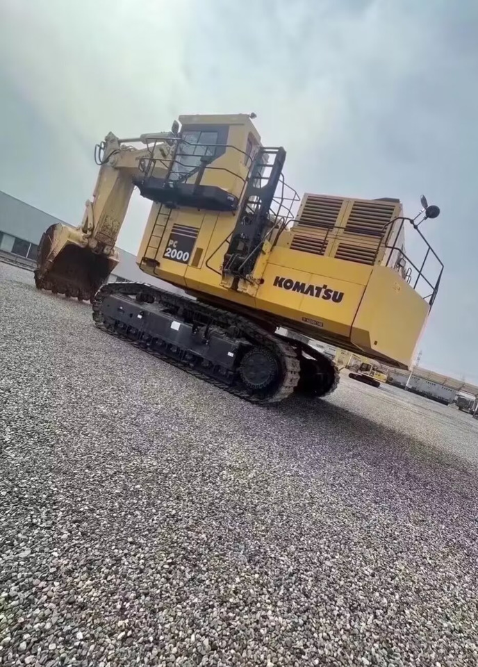 KOMATSU PC2000-8 PC 2000 - 8 Mining Crawler Excavator - ماكينات التعدين: صور 4 KOMATSU PC2000-8 PC 2000 - 8 Mining Crawler Excavator - ماكينات التعدين: صور 4