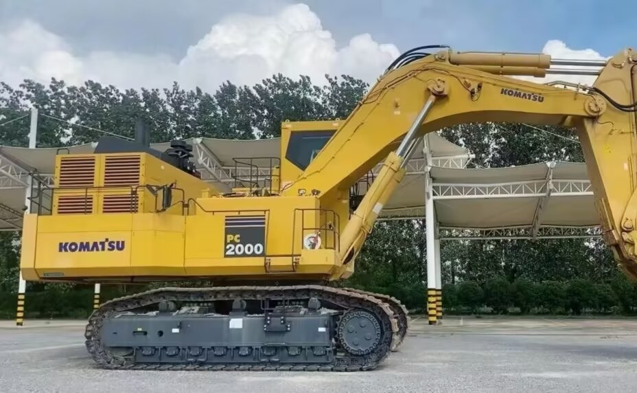 KOMATSU PC2000-8 PC 2000 - 8 Mining Crawler Excavator - ماكينات التعدين: صور 1 KOMATSU PC2000-8 PC 2000 - 8 Mining Crawler Excavator - ماكينات التعدين: صور 1