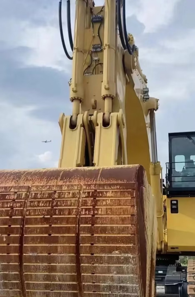 KOMATSU PC2000 MINING - حفارات زحافة: صور 2 KOMATSU PC2000 MINING - حفارات زحافة: صور 2