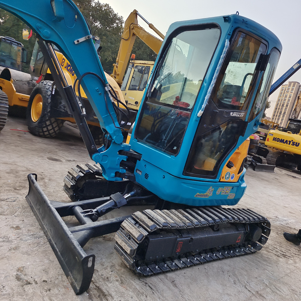 KUBOTA U35 WITH RUBBER PAD - حفارة مصغرة: صور 5 KUBOTA U35 WITH RUBBER PAD - حفارة مصغرة: صور 5