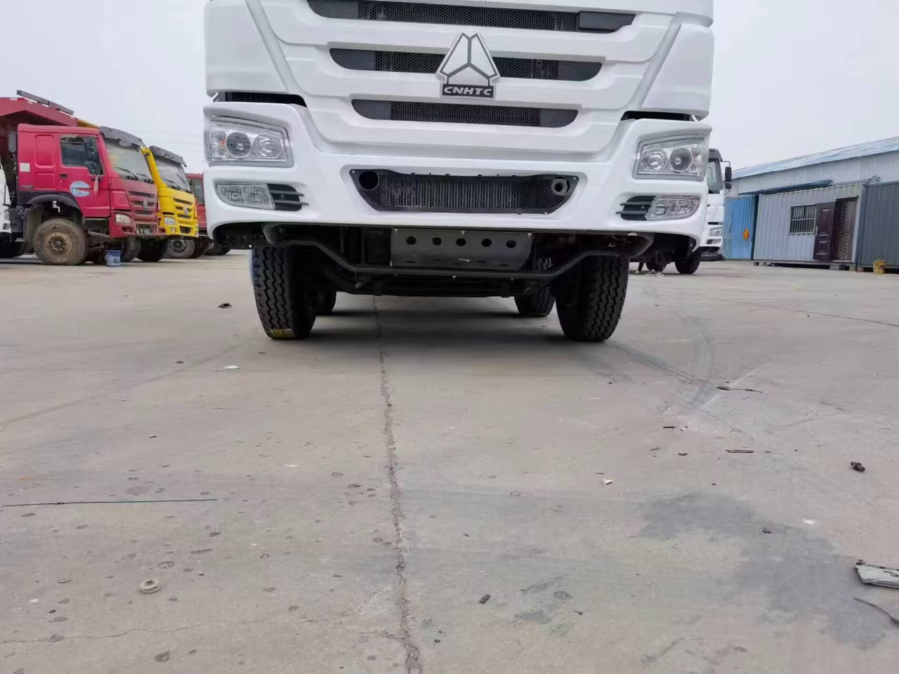 SINOTRUK HOWO 8*4 DUMP TRUCK 371 375 380 400 420 460 HP - قلابات: صور 3 SINOTRUK HOWO 8*4 DUMP TRUCK 371 375 380 400 420 460 HP - قلابات: صور 3