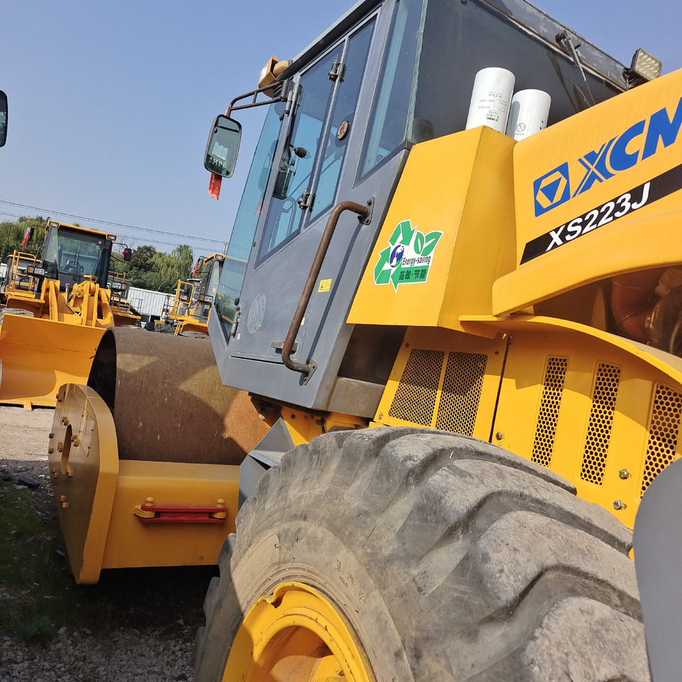 XCMG XS223J ROAD ROLLER - مدماج: صور 1 XCMG XS223J ROAD ROLLER - مدماج: صور 1