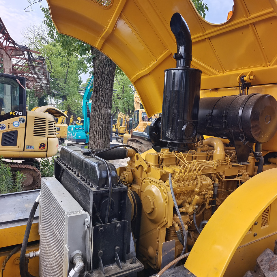 XCMG XS223J XS 223J - مدحلة الأسفلت: صور 2 XCMG XS223J XS 223J - مدحلة الأسفلت: صور 2