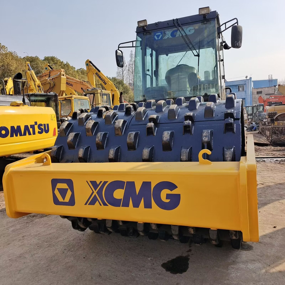 XCMG XS223J XS 223J - مدحلة الأسفلت: صور 1 XCMG XS223J XS 223J - مدحلة الأسفلت: صور 1