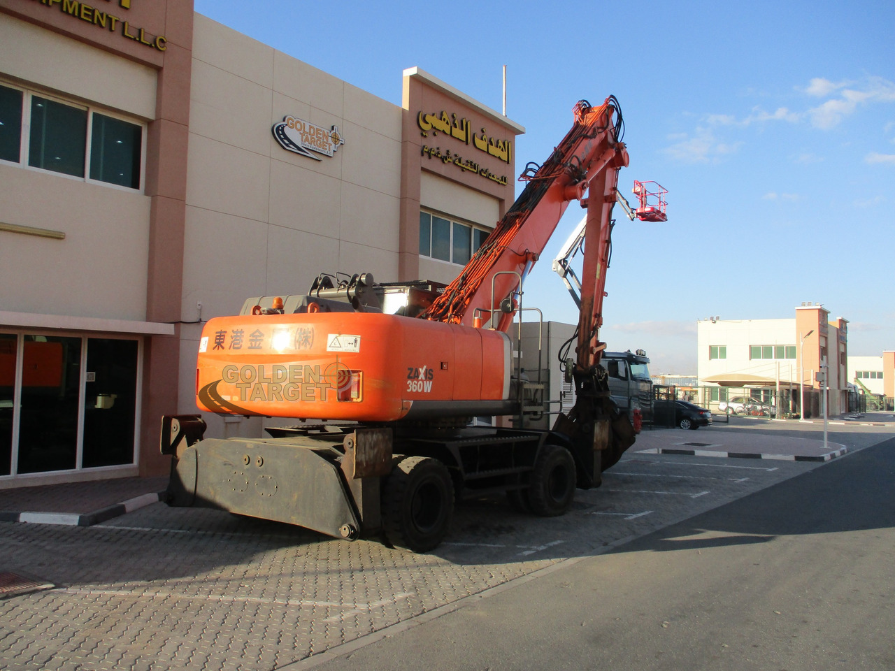 HITACHI ZX360-3 Hydraulic Wheel Excavator - حفارة على عجلات: صور 4 HITACHI ZX360-3 Hydraulic Wheel Excavator - حفارة على عجلات: صور 4