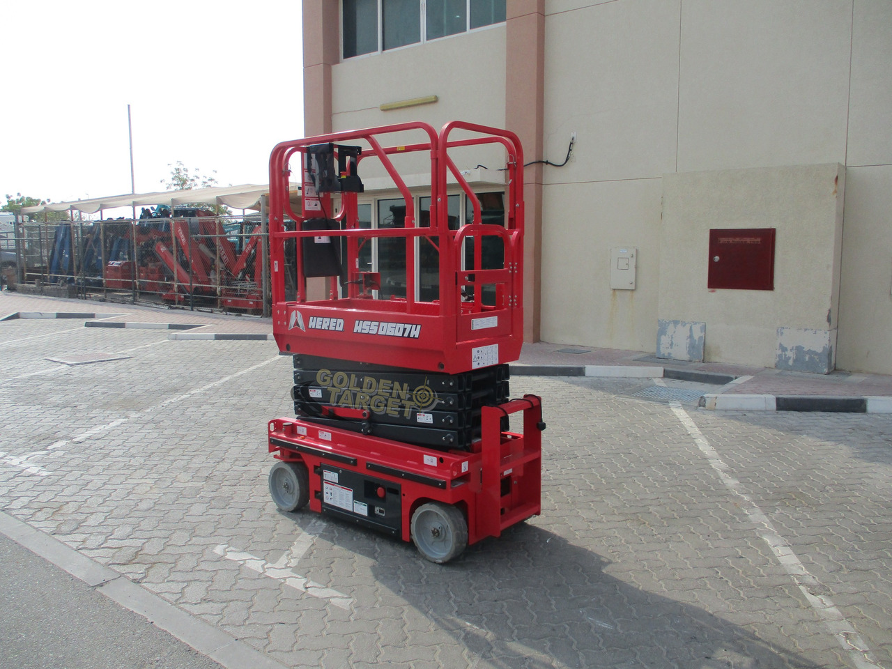 Hered HSS0607H Hydraulic Scissor Lift - رافعات مقصية: صور 4 Hered HSS0607H Hydraulic Scissor Lift - رافعات مقصية: صور 4