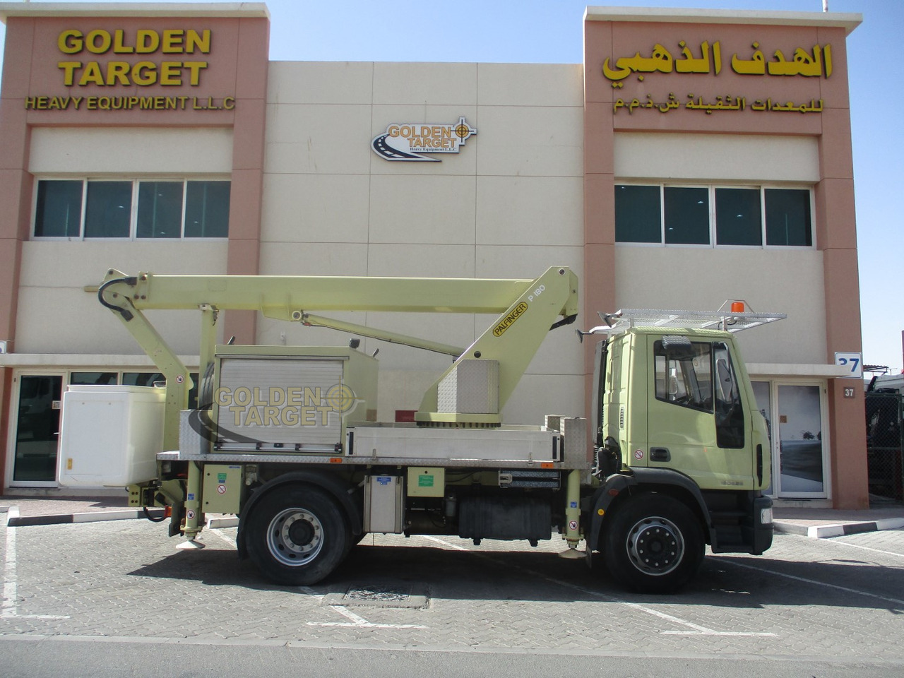 Iveco EURO CARGO 180E28 4x2 PALFINGER P180 Manlift - مصاعد الازدهار محمولة على شاحنة: صور 5 Iveco EURO CARGO 180E28 4x2 PALFINGER P180 Manlift - مصاعد الازدهار محمولة على شاحنة: صور 5
